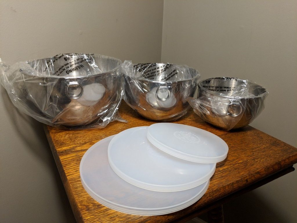 3 Farberware stainless steel Mixing Bowls With Lids Auction